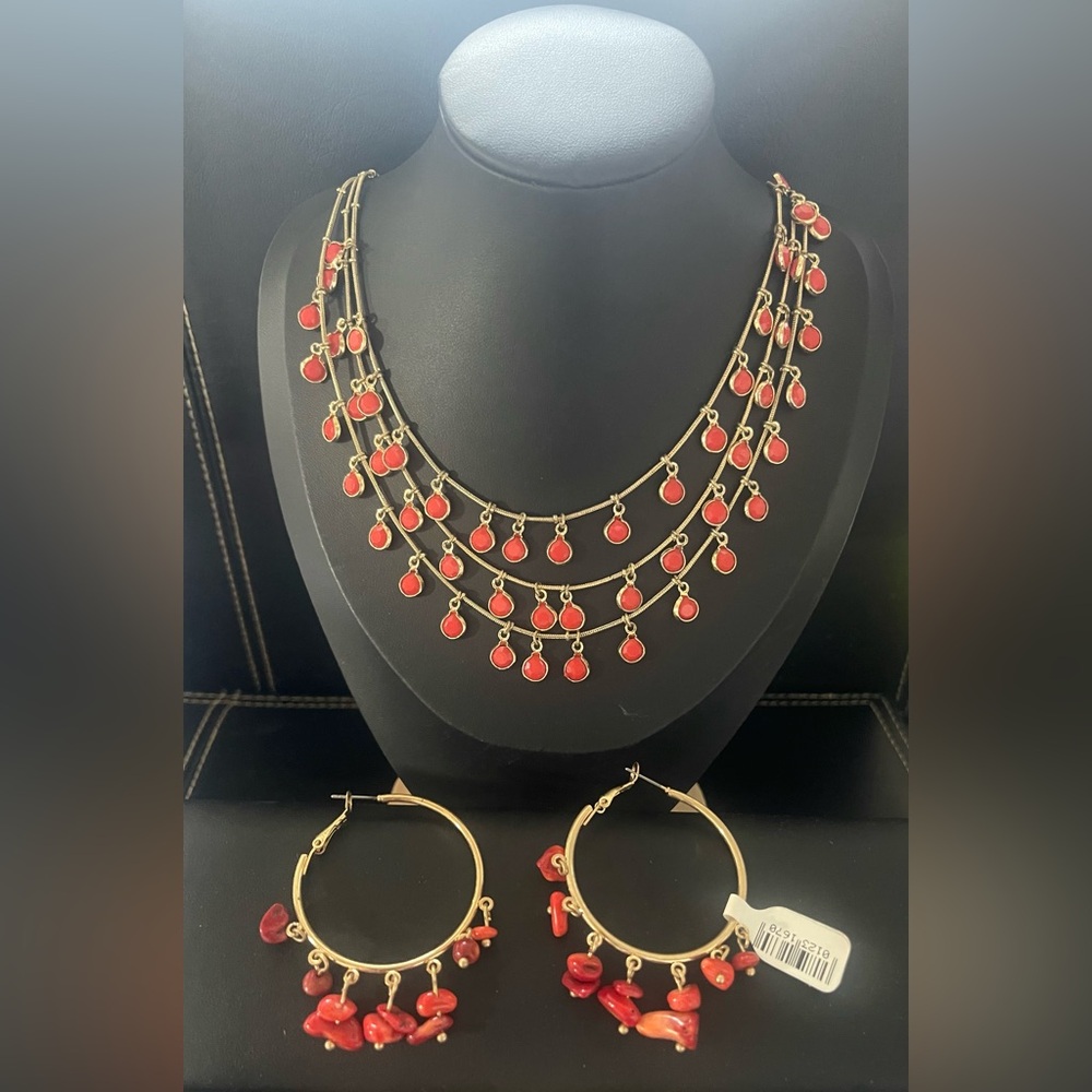 Pretty Gold and Dark Orange Drop Necklace Set